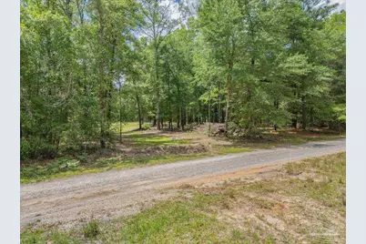 1 Pleasant Grove Rd, Jay, FL 32565 - Photo 11