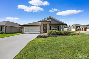10560 Queens Gate Cir, Pensacola, FL 32506 - Photo 3