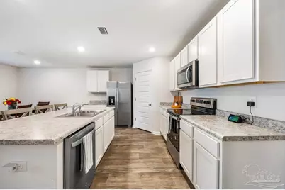 10560 Queens Gate Cir, Pensacola, FL 32506 - Photo 19