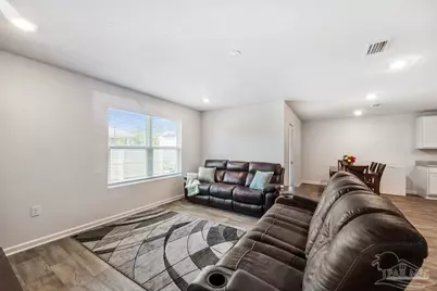 10560 Queens Gate Cir, Pensacola, FL 32506 - Photo 15