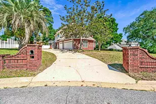 4530 Baywalk Cir, Pensacola, FL 32514 - Photo 1