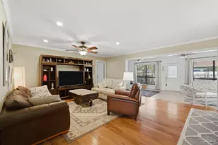 1143 Park Ln, Gulf Breeze, FL 32563 - Photo 7