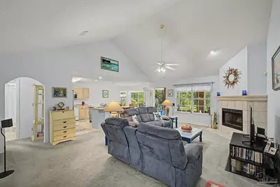 7654 Manatee St, Navarre, FL 32566 - Photo 13