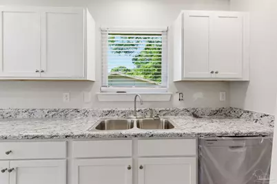 1014 Webster Dr, Pensacola, FL 32505 - Photo 7
