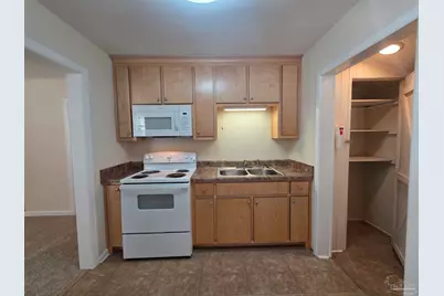 35 Kennington Dr, Pensacola, FL 32507 - Photo 9