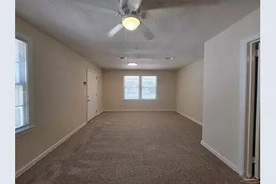35 Kennington Dr, Pensacola, FL 32507 - Photo 5