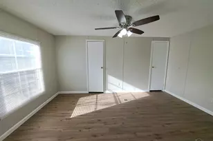 8584 Alvarado Calzada, Pensacola, FL 32507 - Photo 7