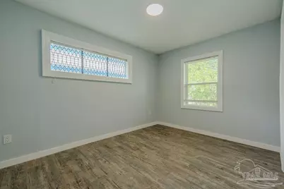 3235 Bayou Dr, Pensacola, FL 32505 - Photo 23
