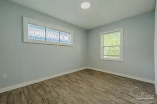 3235 Bayou Dr, Pensacola, FL 32505 - Photo 23