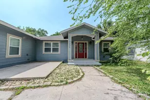 3235 Bayou Dr, Pensacola, FL 32505 - Photo 3