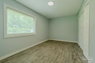 3235 Bayou Dr, Pensacola, FL 32505 - Photo 25