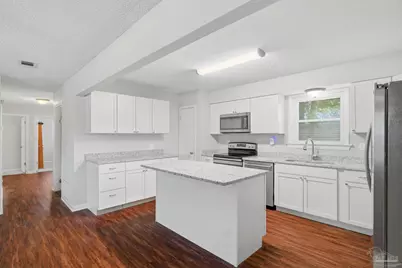 2335 Merle Cir, Pensacola, FL 32526 - Photo 11