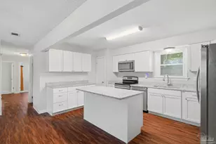 2335 Merle Cir, Pensacola, FL 32526 - Photo 11