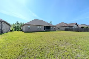 5928 Huntington Creek Blvd, Pensacola, FL 32526 - Photo 9