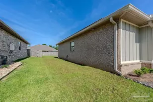 5928 Huntington Creek Blvd, Pensacola, FL 32526 - Photo 11
