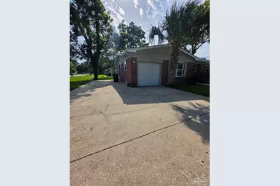 3131 N 10th Ave, Pensacola, FL 32503 - Photo 1