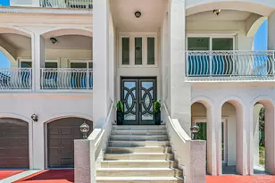 21 E Galvez Ct, Pensacola Beach, FL 32561 - Photo 11