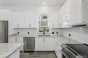 21 E Galvez Ct, Pensacola Beach, FL 32561 - Photo 25