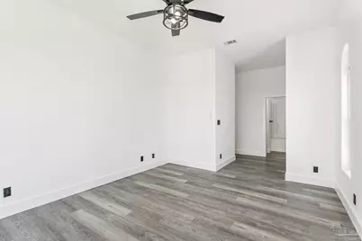 21 E Galvez Ct, Pensacola Beach, FL 32561 - Photo 53