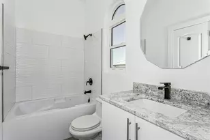 21 E Galvez Ct, Pensacola Beach, FL 32561 - Photo 51