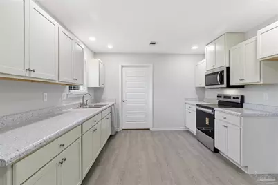 3415 1/2 N Tarragona St, Pensacola, FL 32503 - Photo 11