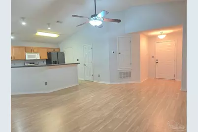 1059 Simpson St, Pensacola, FL 32526 - Photo 3