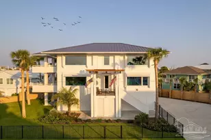 802 Rio Vista Dr, Pensacola Beach, FL 32561 - Photo 1