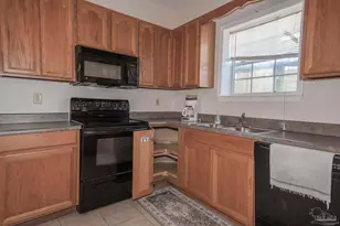 9540 Bowman Ave, Pensacola, FL 32534 - Photo 15