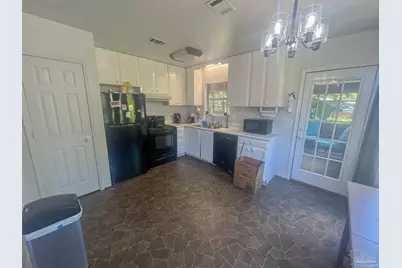 507 W Sunset Ave, Pensacola, FL 32507 - Photo 5