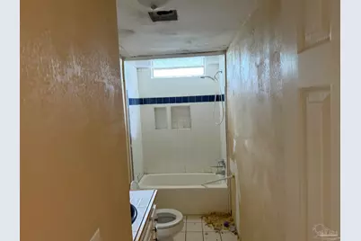 9980 S Loop Rd, Pensacola, FL 32507 - Photo 39