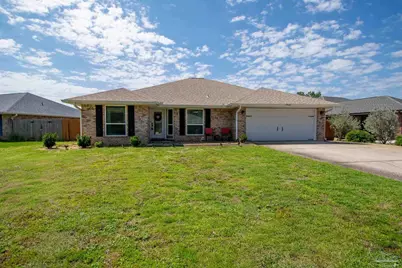 9687 Parker Lake Cir, Navarre, FL 32566 - Photo 1