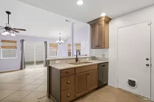 8138 Treetop Ln, Pensacola, FL 32514 - Photo 13