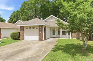 8138 Treetop Ln, Pensacola, FL 32514 - Photo 1