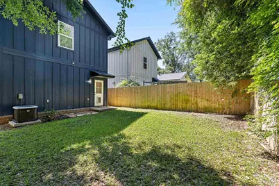 615 N B St, Pensacola, FL 32501 - Photo 37