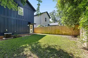615 N B St, Pensacola, FL 32501 - Photo 37