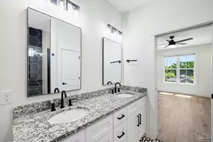 615 N B St, Pensacola, FL 32501 - Photo 27