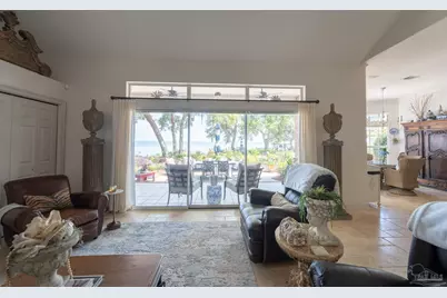 4954 Hickory Shores Blvd, Gulf Breeze, FL 32563 - Photo 11