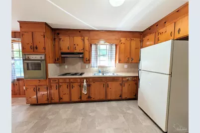 8733 Rebel Rd, Pensacola, FL 32526 - Photo 7