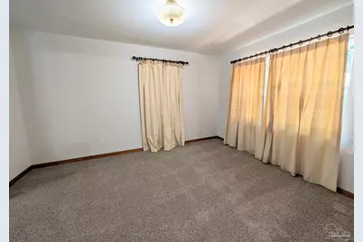 8733 Rebel Rd, Pensacola, FL 32526 - Photo 5