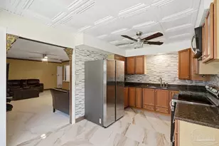 5570 Charbar Dr, Pensacola, FL 32526 - Photo 9