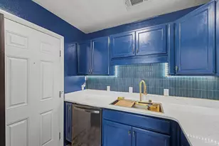 1200 Shoreline Dr, Gulf Breeze, FL 32561 - Photo 13