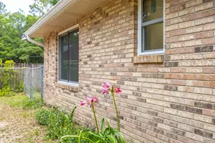 5599 Wesley Dr, Milton, FL 32570 - Photo 23