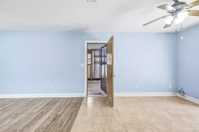 5599 Wesley Dr, Milton, FL 32570 - Photo 15