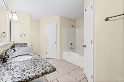 5475 Chantilly Cir, Milton, FL 32583 - Photo 23