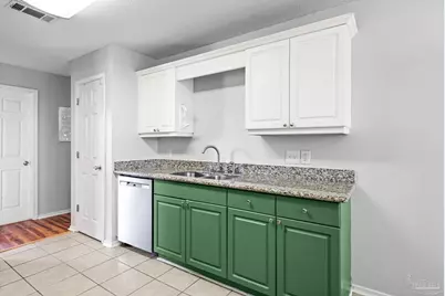 5475 Chantilly Cir, Milton, FL 32583 - Photo 15
