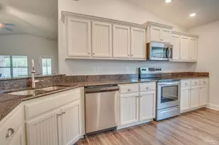 3633 Conley Dr, Cantonment, FL 32533 - Photo 15