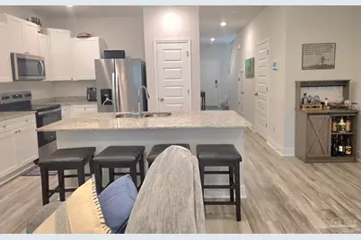 7158 Village Ln, Pensacola, FL 32504 - Photo 5