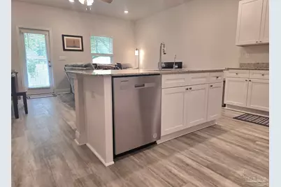 7158 Village Ln, Pensacola, FL 32504 - Photo 7