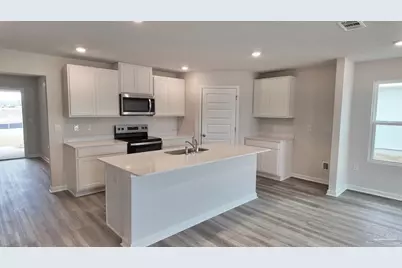 5394 Martingale Dr, Milton, FL 32583 - Photo 3