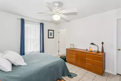 1878 Vineyard St, Navarre, FL 32566 - Photo 13